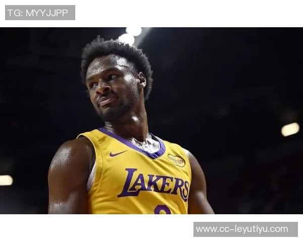 夸梅认为布朗尼仅适合夏季联赛湖人应专注培养实用球员 夸梅认为布朗尼仅适合夏季联赛湖人应专注培养实用球员