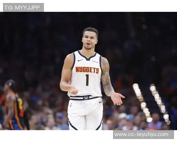 小迈克尔波特表现出色半场11投5中贡献14分三分球命中率高达50 小迈克尔波特表现出色半场11投5中贡献14分三分球命中率高达50