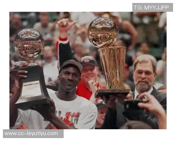 四年三冠成就辉煌A史密斯呼吁NBA球队考虑哈蒙执教机会