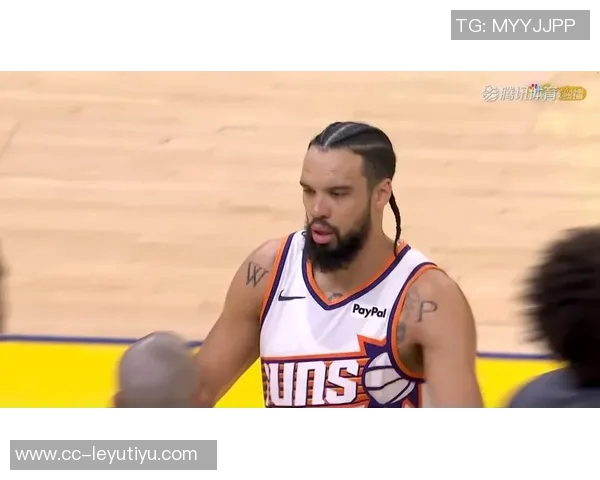 布克出手次数偏少狄龙呼吁他应更加自信展现得分能力